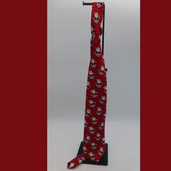 Surrey Santa Clause All Over Graphic Tie For Christmas - Picture 10 of 10